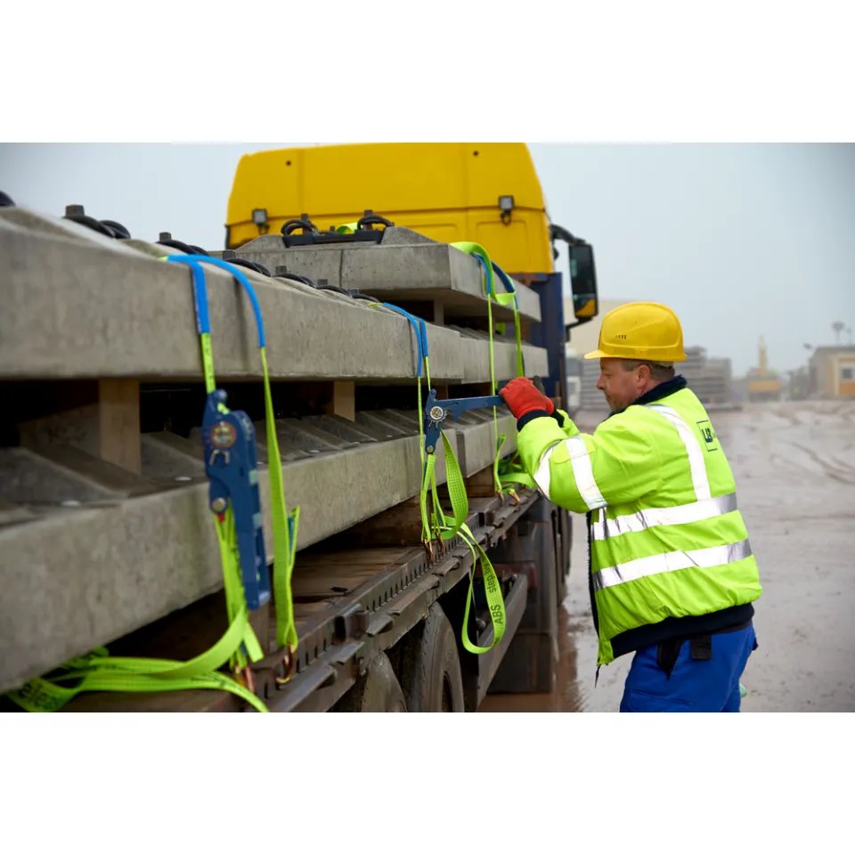 SpanSet Suisse ERGO ABS LS LC2500 50mm universal hook  Picture 2